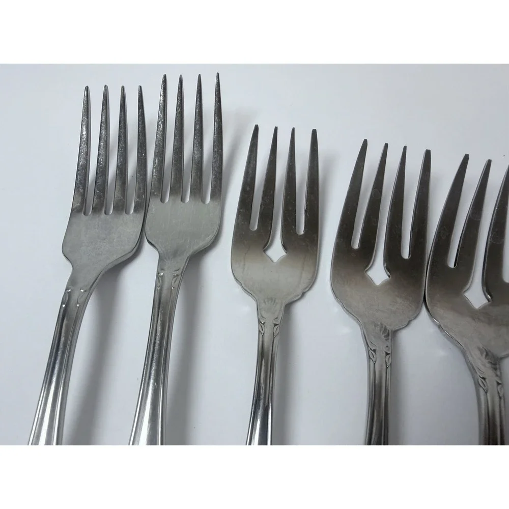 Oneida BERKELEY SQUARE Stainless Lot Of 7 5 Salad Forks 2 Dinner Forks